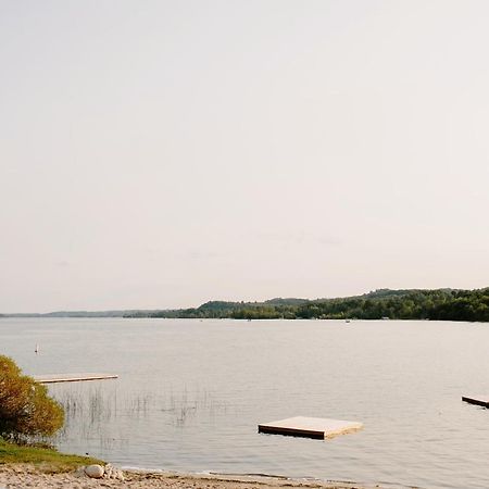 Fountain Point Hotel Suttons Bay Buitenkant foto