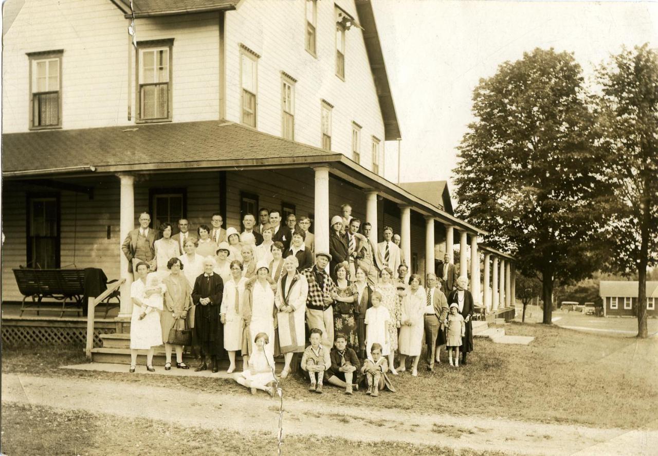Fountain Point Hotel Suttons Bay Buitenkant foto
