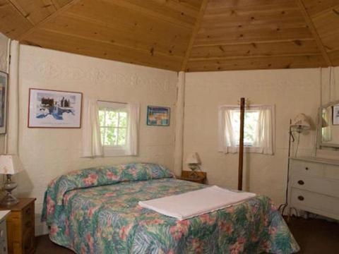 Fountain Point Hotel Suttons Bay Buitenkant foto